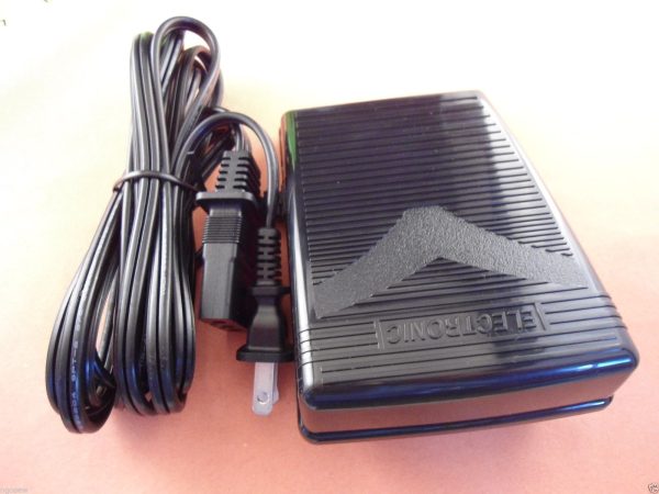 Foot-Control-Pedal-With-Cord-For-Brother-929D-925D-934D-935D-634D-1034D-3034D-Serger-Machines_597da688-24f9-4395-b25c-8c5f7b492b27_1.16dd5c53a4b3cdfd9d77cb953b46c561.jpg