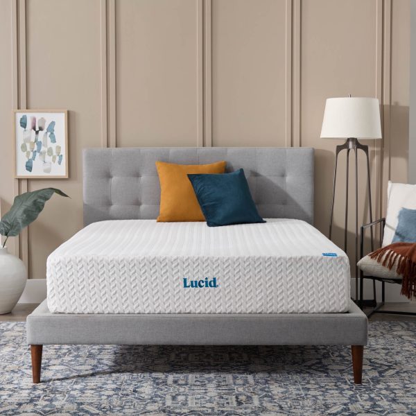Lucid-Refresh-12-Gel-Memory-Foam-Mattress-Firm-Twin_f3389b8e-8f9d-4b60-ad36-cf174ff541b3.07e8739bbfd4fcde11084870b054e1ab.jpg