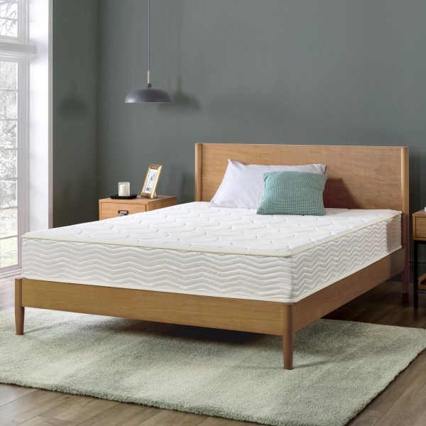 Zinus-8-Bonnell-Innerspring-Mattress-Firm-Feel-Queen_aee9f19d-2702-44f1-88a7-803175b08f0c.c111b893a4f2c6cc65b5d122b2c63550.jpg