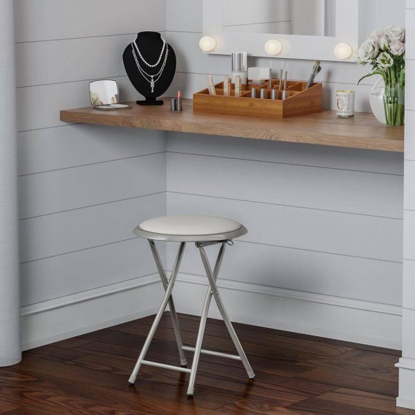 white-lavish-home-folding-chairs-hw0200296-64_1000.jpg