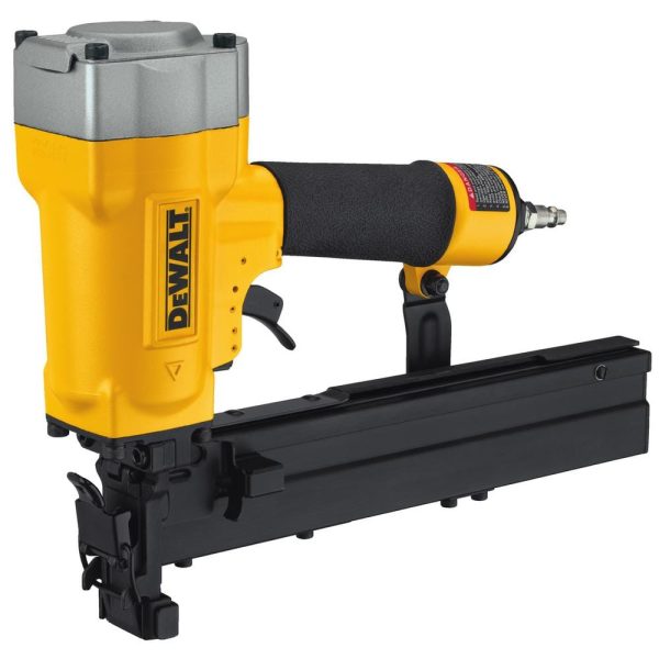 dewalt-staplers-dw451s2-64_1000-1.jpg